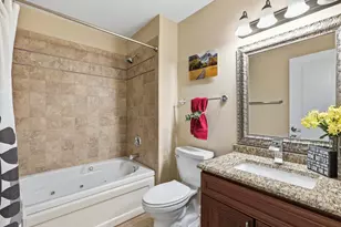 50 N Bokelman St, Roselle, IL 60172 - Photo 15