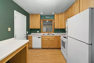 1608 Normandy Dr, Champaign, IL 61821 - Photo 7