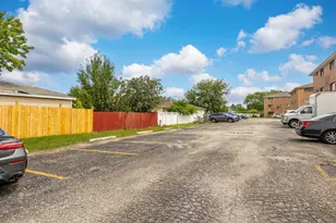 7336 W 85th Pl, Bridgeview, IL 60455 - Photo 13