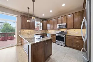 6336 N Sacramento Ave, Chicago, IL 60659 - Photo 7