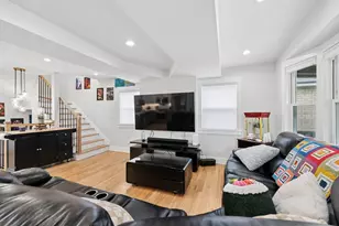 5150 N Moody Ave, Chicago, IL 60630 - Photo 3