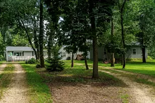 11371 Havenswood Rd, Roscoe, IL 61073 - Photo 1