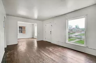 12908 S Wallace St, Chicago, IL 60628 - Photo 5