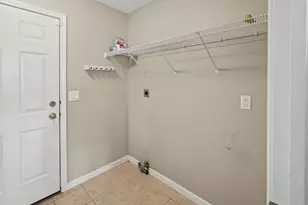 4618 Copper Ridge Rd, Champaign, IL 61822 - Photo 37