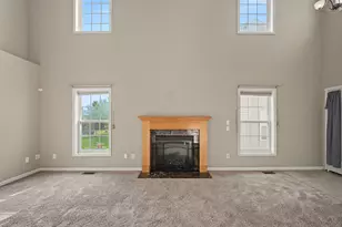 4618 Copper Ridge Rd, Champaign, IL 61822 - Photo 5