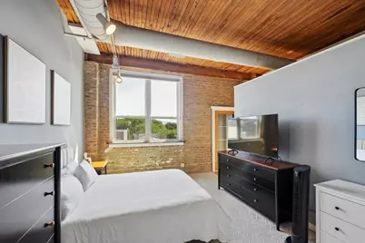 1725 W North Avenue #402, Chicago, IL 60622 - Photo 13