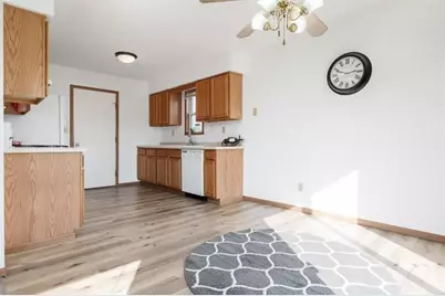 14723 Hunters Way, South Beloit, IL 61080 - Photo 11
