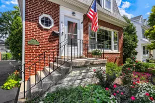 693 S Spring Rd, Elmhurst, IL 60126 - Photo 1