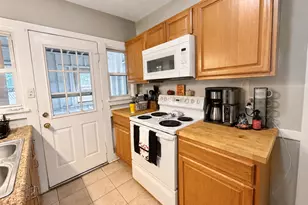 812 S Jefferson Ave, Lockport, IL 60441 - Photo 5