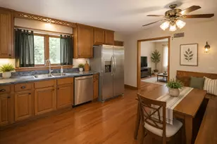 10158 S Talman Ave, Chicago, IL 60655 - Photo 7