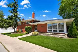 10158 S Talman Ave, Chicago, IL 60655 - Photo 1