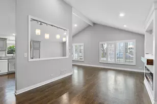 10633 S Whipple St, Chicago, IL 60655 - Photo 15