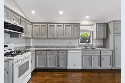 10633 S Whipple Street, Chicago, IL 60655 - Photo 13