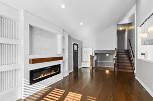 10633 S Whipple St, Chicago, IL 60655 - Photo 7