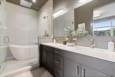 2235 W Oakdale Avenue #16-B, Chicago, IL 60618 - Photo 23
