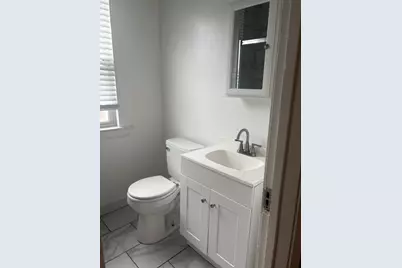 5904 N Fairfield Avenue #2, Chicago, IL 60659 - Photo 9