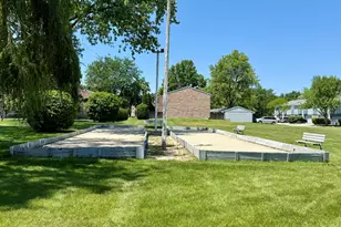 330 Elmwood Ln, Bloomingdale, IL 60108 - Photo 31