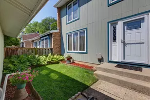 330 Elmwood Ln, Bloomingdale, IL 60108 - Photo 19
