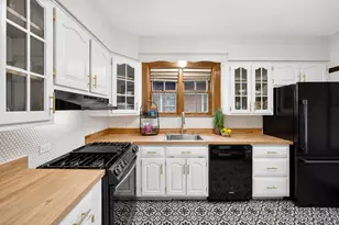 10505 S Leavitt St, Chicago, IL 60643 - Photo 9