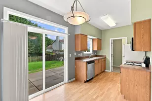 1424 Red Top Ln, Minooka, IL 60447 - Photo 29