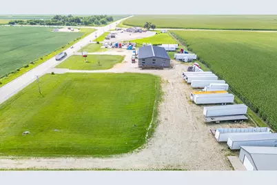14742 E Il Route 64 Route, Rochelle, IL 61068 - Photo 3
