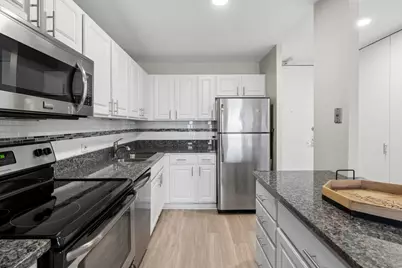 [Address not provided], Chicago, IL 60614 - Photo 5