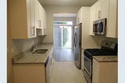989 Mesa Drive #989, Lake in the Hills, IL 60156 - Photo 11