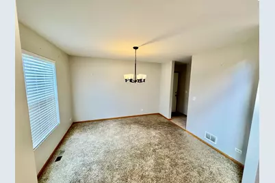 384 Horizon Lane, Dekalb, IL 60115 - Photo 3