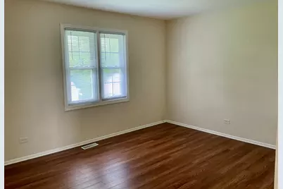 840 Heather Lane, Hoffman Estates, IL 60169 - Photo 5