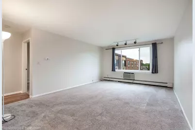 1375 Rebecca Drive #408, Hoffman Estates, IL 60169 - Photo 7