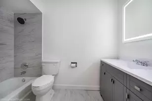 1375 Rebecca Dr, Hoffman Estates, IL 60169 - Photo 11