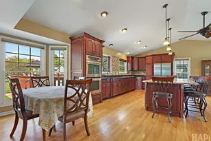 181 Mistwood Ln, North Aurora, IL 60542 - Photo 9