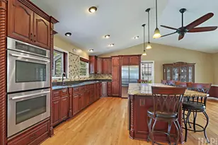 181 Mistwood Ln, North Aurora, IL 60542 - Photo 11