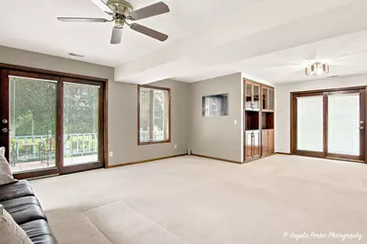 6424 McCullom Lake Road, Wonder Lake, IL 60097 - Photo 9