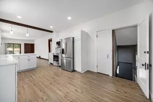 1322 N Prairie Ave, Joliet, IL 60435 - Photo 9