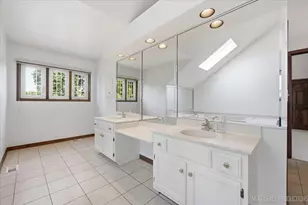 2318 River Woods Dr, Naperville, IL 60565 - Photo 35