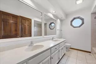 2318 River Woods Dr, Naperville, IL 60565 - Photo 37