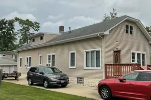 1682 Van Buren Ave, Des Plaines, IL 60018 - Photo 1