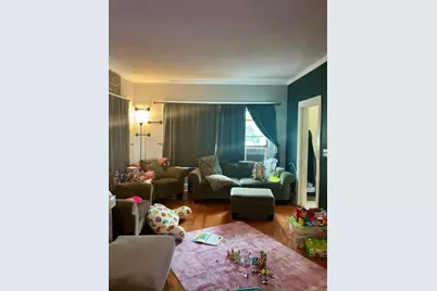 1682 Van Buren Avenue, Des Plaines, IL 60018 - Photo 3