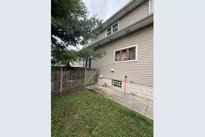 1682 Van Buren Avenue, Des Plaines, IL 60018 - Photo 21