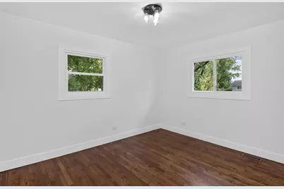 730 Hillcrest Boulevard, Hoffman Estates, IL 60169 - Photo 13