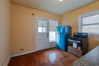 6219 N Claremont Avenue, Chicago, IL 60659 - Photo 11