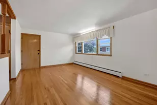6357 W Addison St, Chicago, IL 60634 - Photo 5