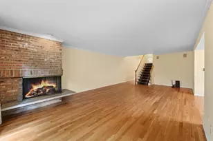 1728 Wildberry Dr, Glenview, IL 60025 - Photo 5