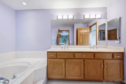 39W044 Foxwood Lane, Saint Charles, IL 60175 - Photo 23
