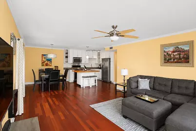 1103 N Mill Street #104, Naperville, IL 60563 - Photo 5