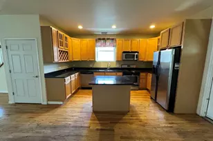 609 E 89th St, Chicago, IL 60619 - Photo 3