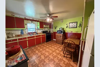 504 N Walnut Street, Centralia, IL 62801 - Photo 5