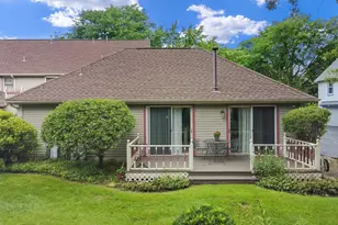 801 Victoria Dr, Woodstock, IL 60098 - Photo 21