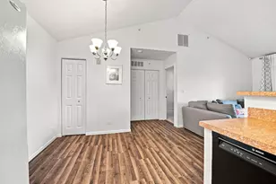 4455 Timber Ridge Ct, Joliet, IL 60431 - Photo 13
